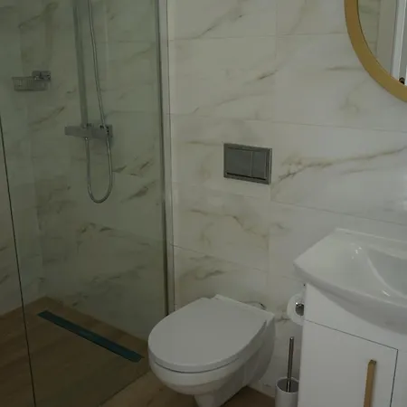 Panorama Lasu Komfortowe Z Jacuzzi Leba-nowecin Ferienhaus *