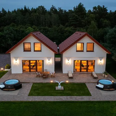 Panorama Lasu Komfortowe Z Jacuzzi Leba-nowecin Ferienhaus