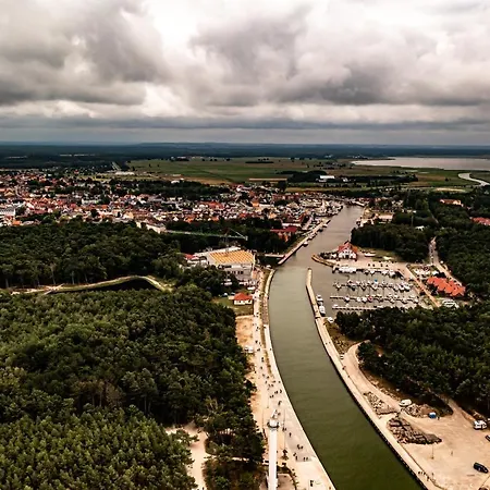 Panorama Lasu Komfortowe Z Jacuzzi Leba-nowecin Ferienhaus Nowecin
