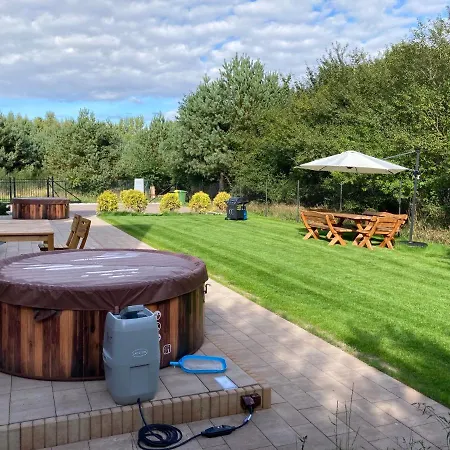 Tatil Evi Panorama Lasu Komfortowe Z Jacuzzi Leba-nowecin Nowecin