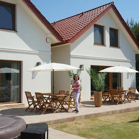 Tatil Evi Panorama Lasu Komfortowe Z Jacuzzi Leba-nowecin
