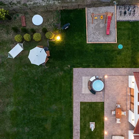Tatil Evi Panorama Lasu Komfortowe Z Jacuzzi Leba-nowecin