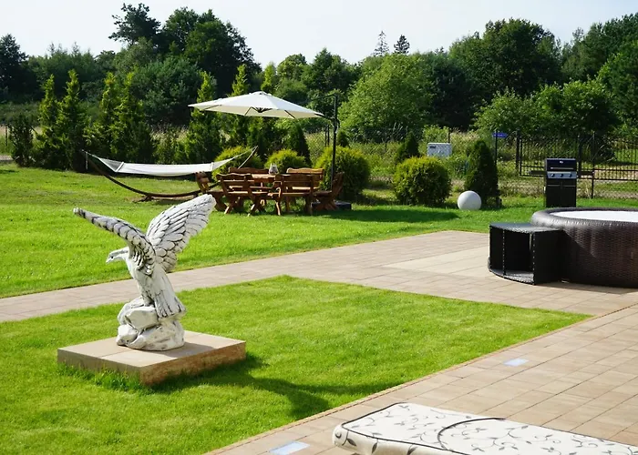 Panorama Lasu Komfortowe Z Jacuzzi Leba-nowecin Semesterbostad