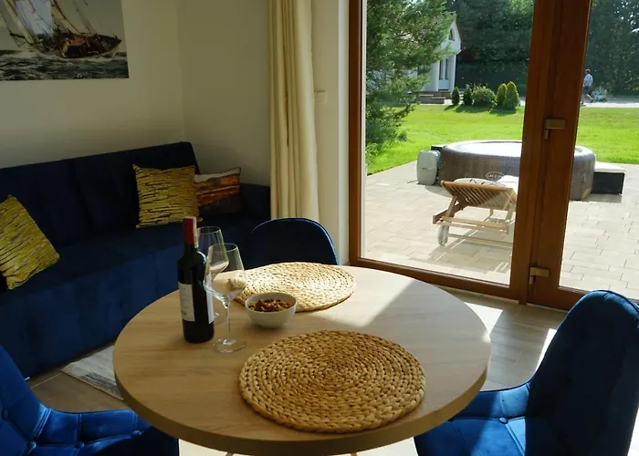 Semesterbostad Panorama Lasu Komfortowe Z Jacuzzi Leba-nowecin *