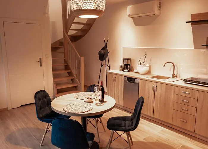 Panorama Lasu Komfortowe Z Jacuzzi Leba-nowecin