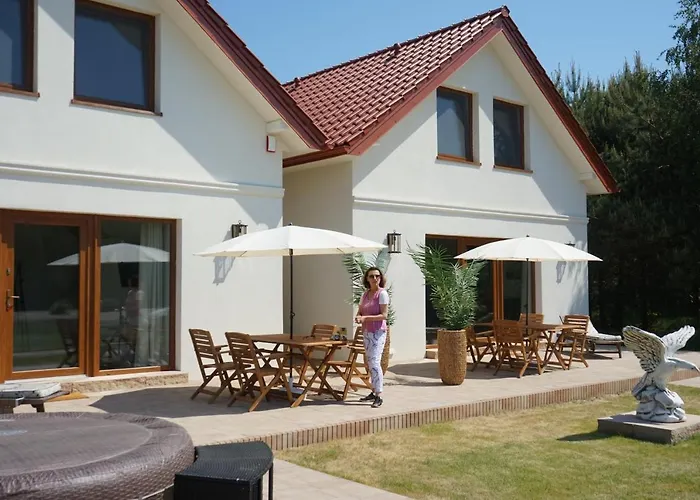 Semesterbostad Panorama Lasu Komfortowe Z Jacuzzi Leba-nowecin